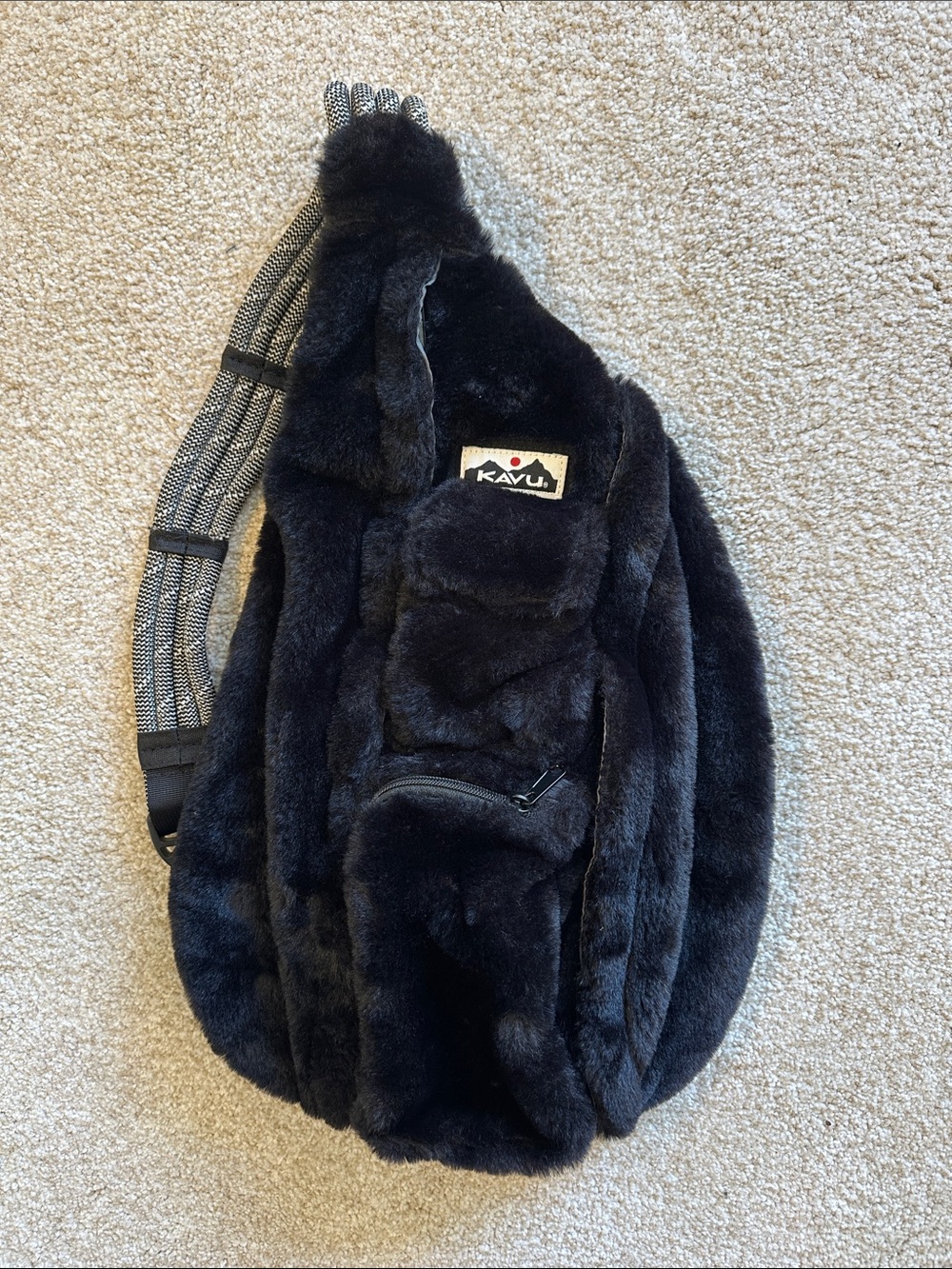 Kavu Rope Fuzz Sling Bag